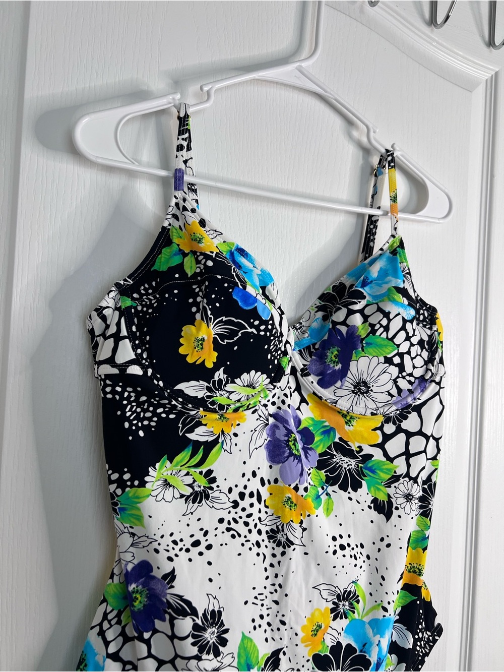 Anne Cole Black One-Piece Swimsuit Floral Print size 14 - Picture 3 of 11